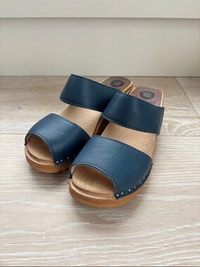 Troentorps Toffelfabrik Sandals Women’s Slides Blue Leather Wooden Heels